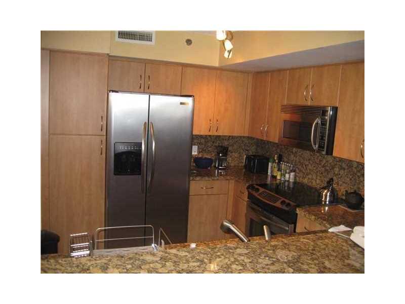 19501 East Country Club Dr, Aventura, FL 33180