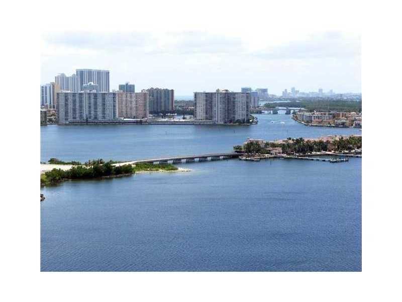 3370 Northeast 190th St, Aventura, FL 33180