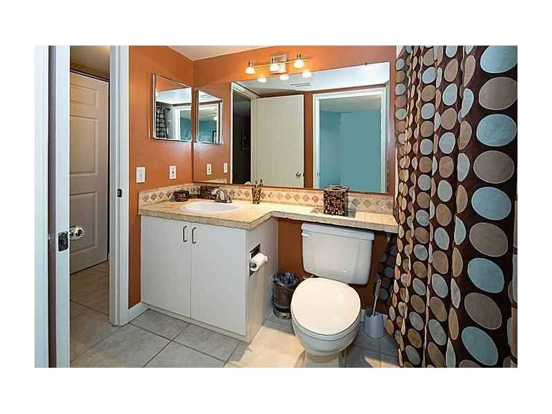 19999 East Country Club, Aventura, FL 33180