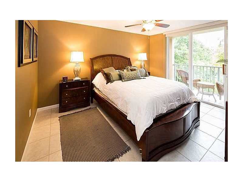19999 East Country Club, Aventura, FL 33180
