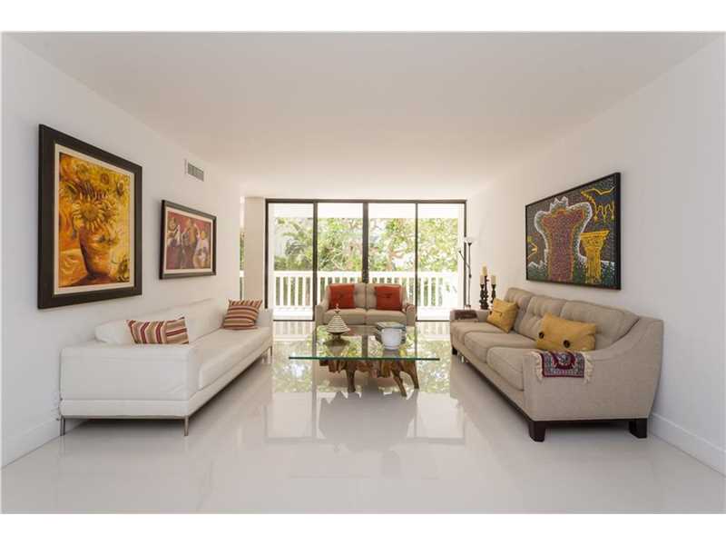 20281 East Country Club Dr, Aventura, FL 33180