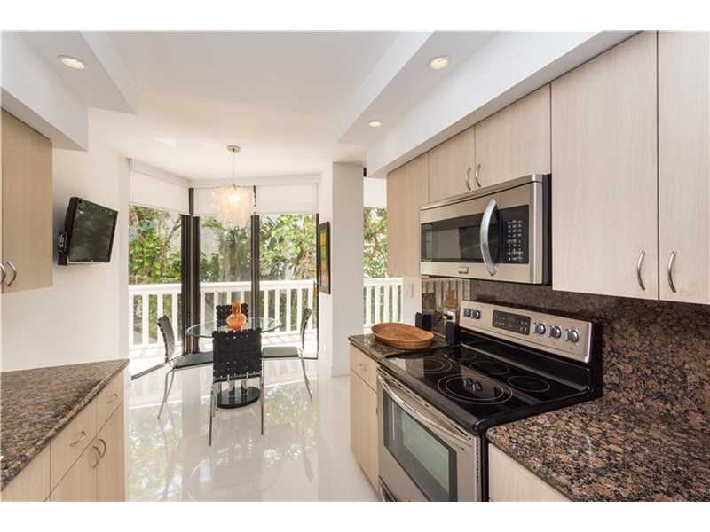 20281 East Country Club Dr, Aventura, FL 33180