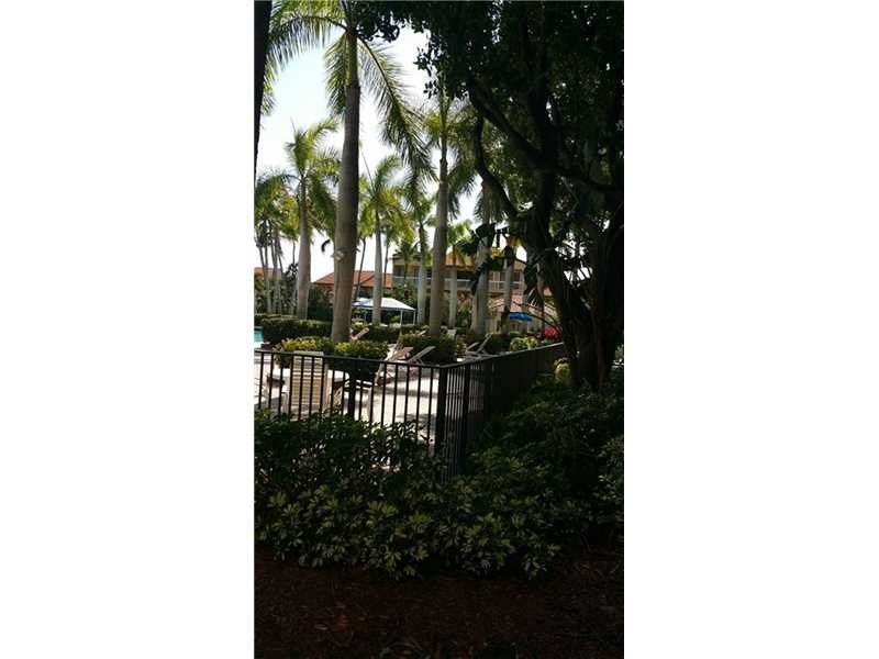3610YACHT CLUB DR, Aventura, FL 33180