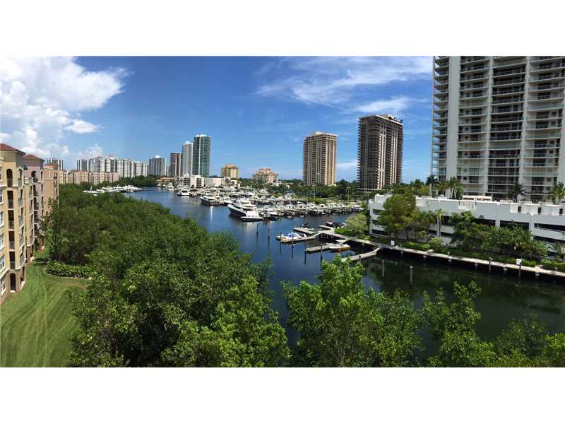 19555 East COUNTRY CLUB DR, Aventura, FL 33180