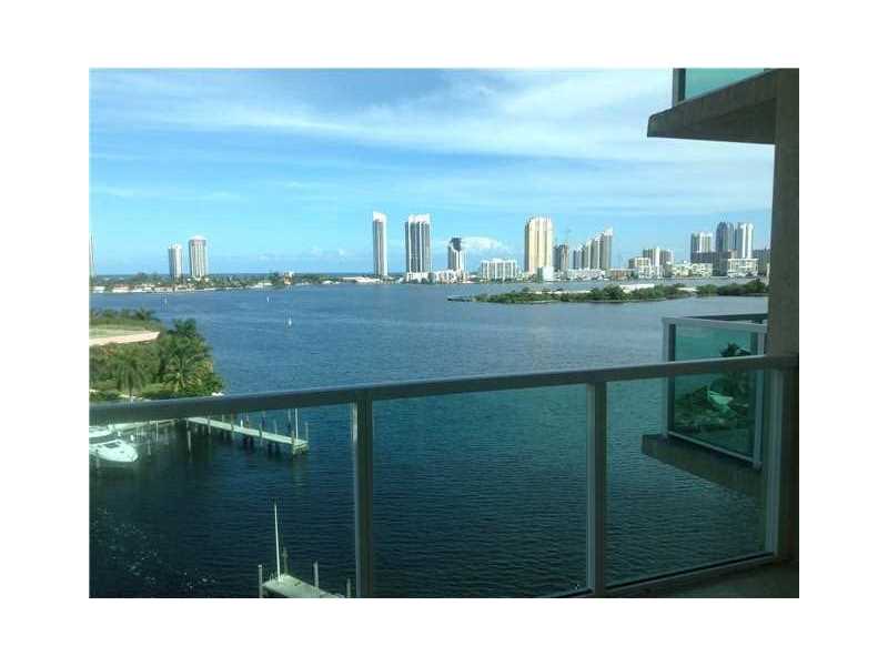 3330 Northeast 190th St, Aventura, FL 33180
