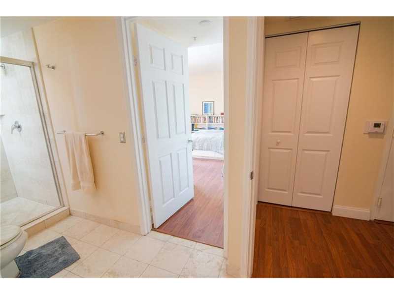 3370 Northeast 190th St, Aventura, FL 33180