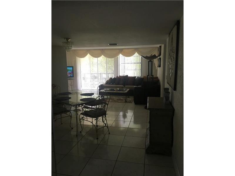 3475 North COUNTRY CLUB DR, Aventura, FL 33180