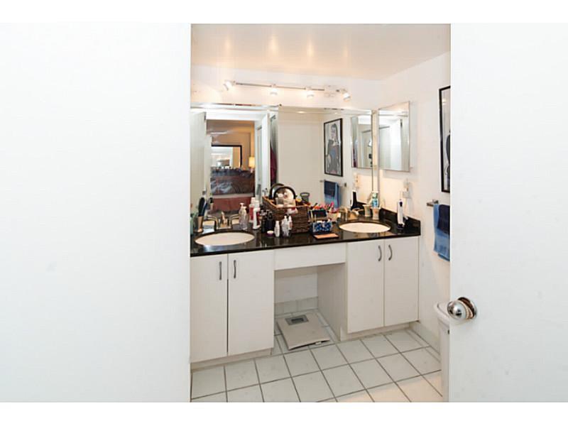 3300 Northeast 191st St, Aventura, FL 33180