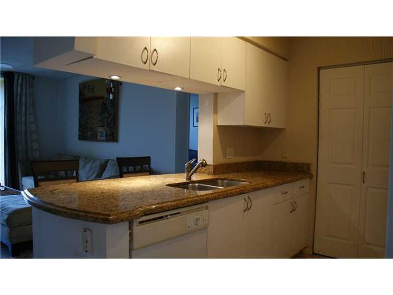 19501 East Country Club Dr, Aventura, FL 33180