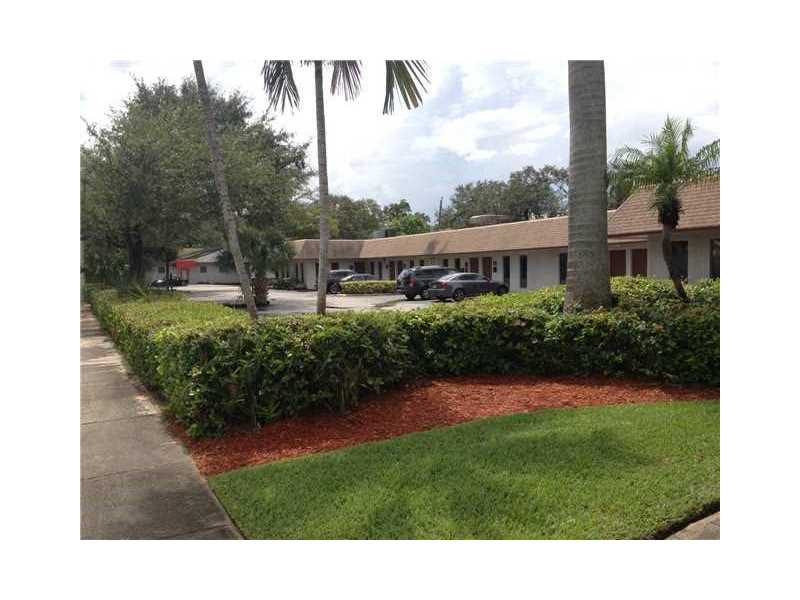 21400 West Dixie Hwy, Miami, FL 33180