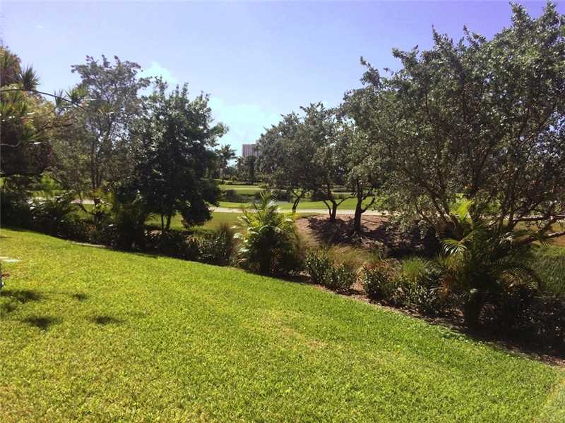 20222 Northeast 34 CT, Aventura, FL 33180