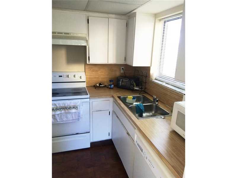 20222 Northeast 34 CT, Aventura, FL 33180