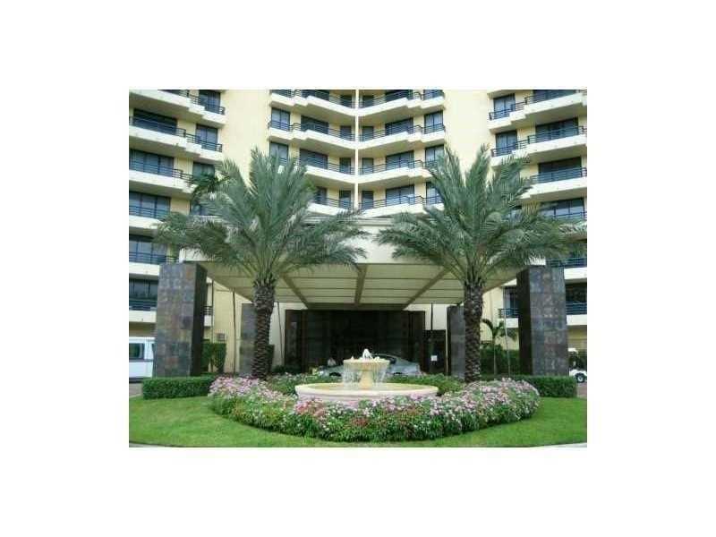 3300 Northeast 192nd St, Aventura, FL 33180