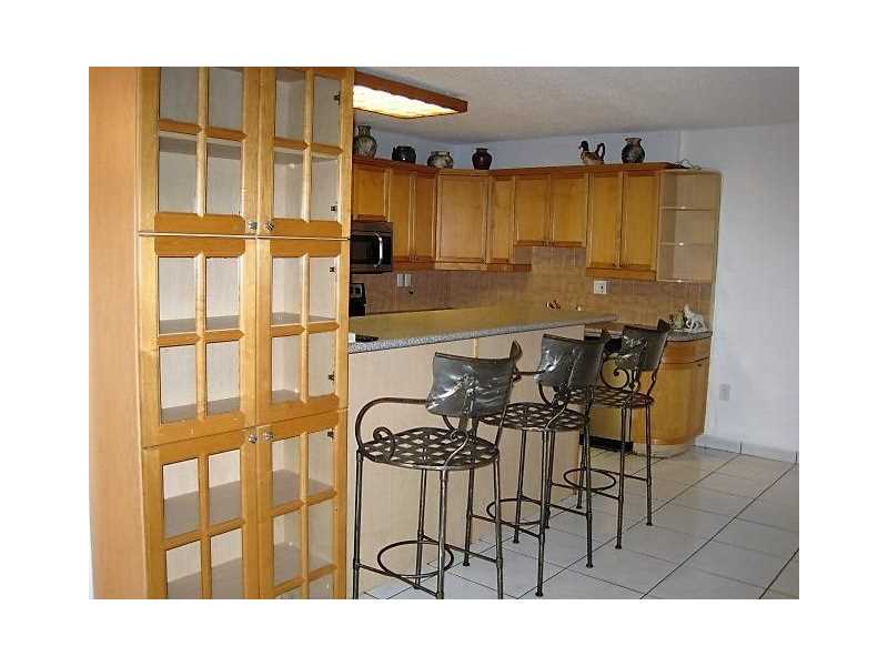 20301 Northeast 30th AVE, Aventura, FL 33180