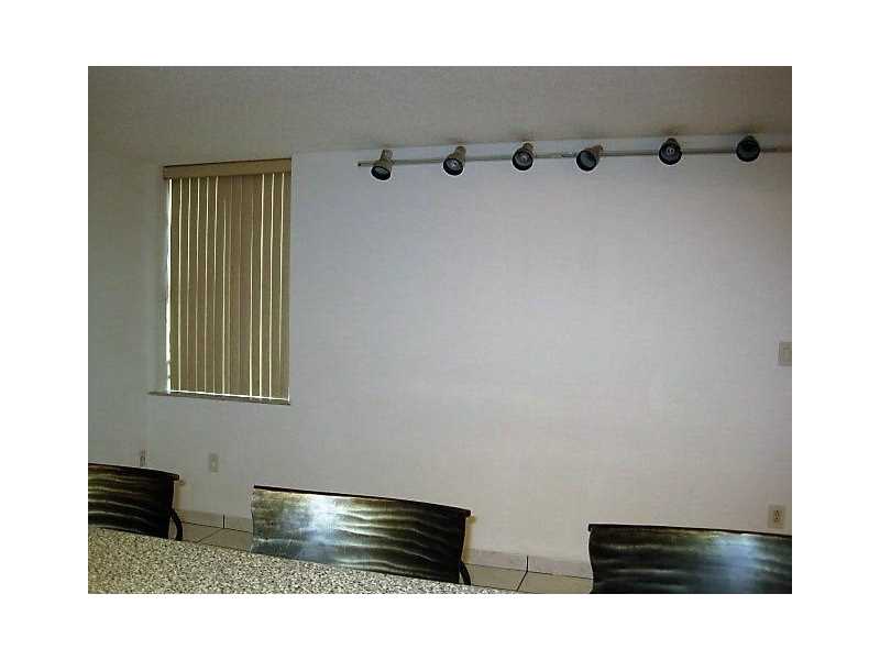 20301 Northeast 30th AVE, Aventura, FL 33180