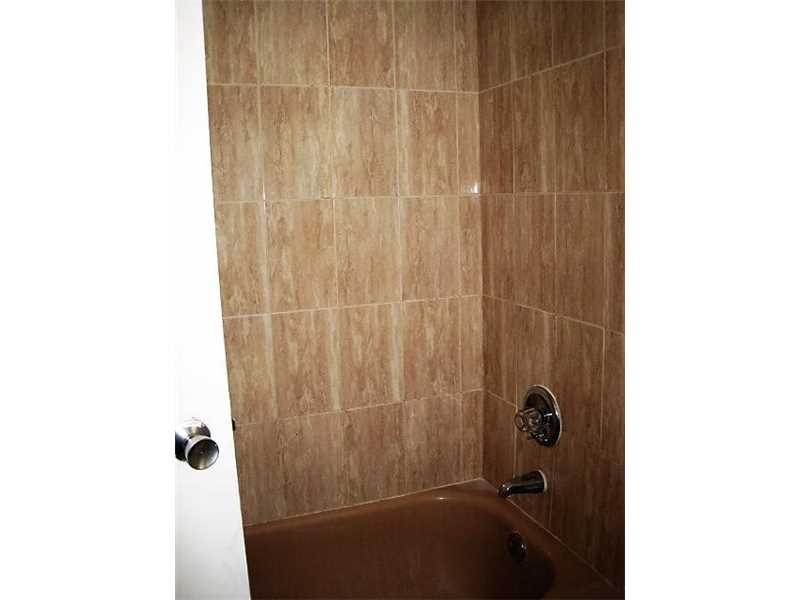 20301 Northeast 30th AVE, Aventura, FL 33180