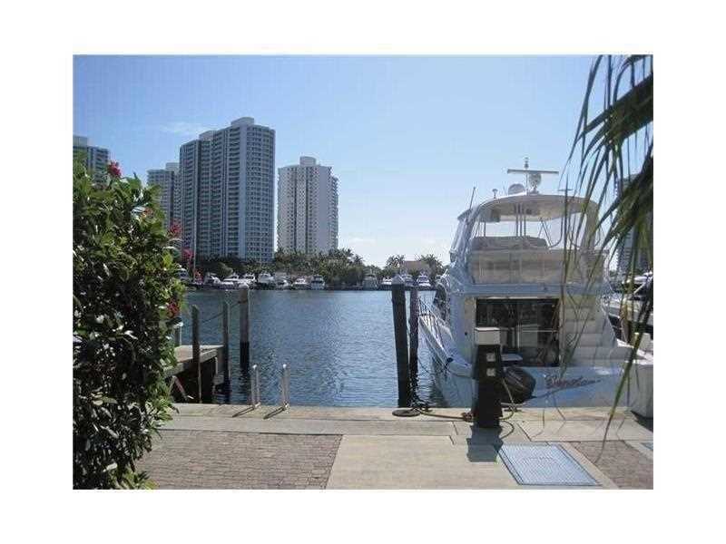 3565MAGELLAN CR, Aventura, FL 33180