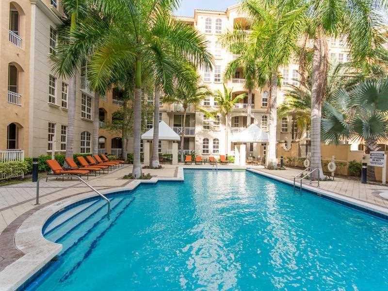 3001 Northeast 185th St, Aventura, FL 33180
