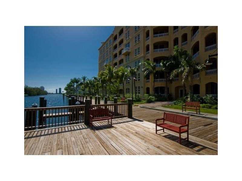 3001 Northeast 185th St, Aventura, FL 33180