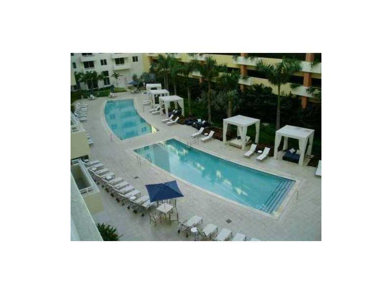 2775 Northeast 187th St, Aventura, FL 33180