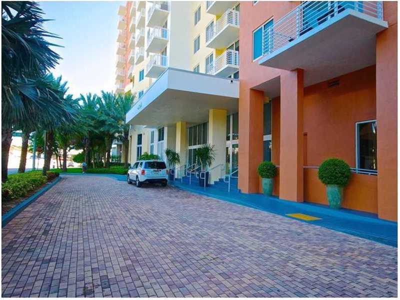 18800 Northeast 29th Ave, Aventura, FL 33180