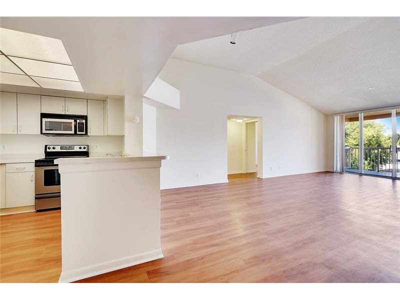 3605 Northeast 207th St, Aventura, FL 33180
