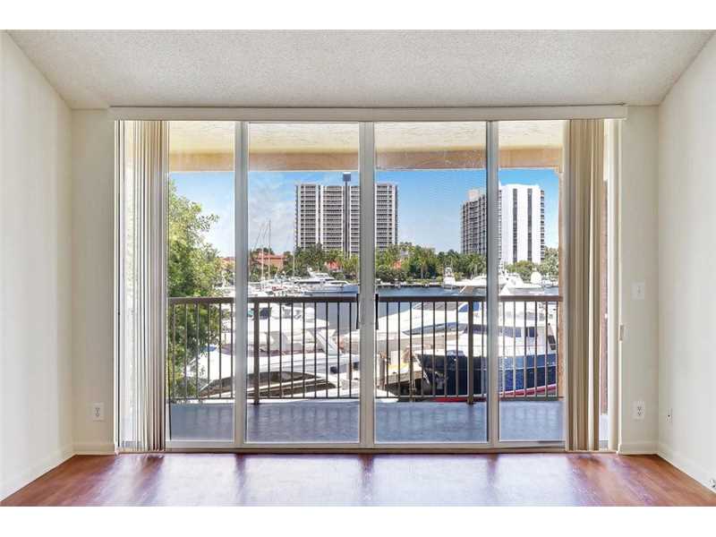 3605 Northeast 207th St, Aventura, FL 33180