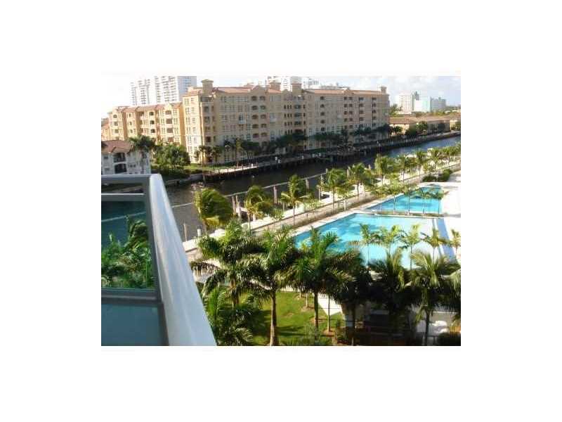 3000 Northeast 188th St, Aventura, FL 33180