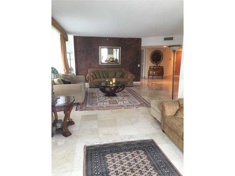 21205Yacht Club Dr, Aventura, FL 33180