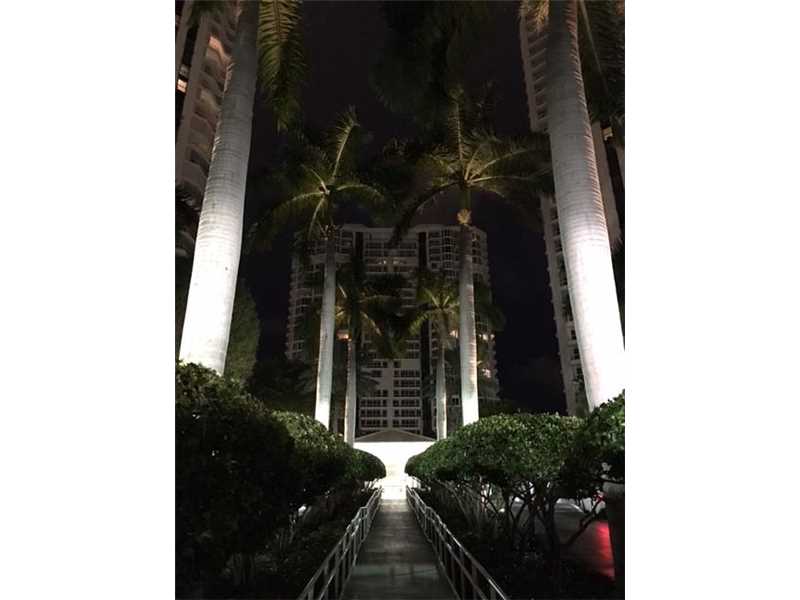 21205Yacht Club Dr, Aventura, FL 33180
