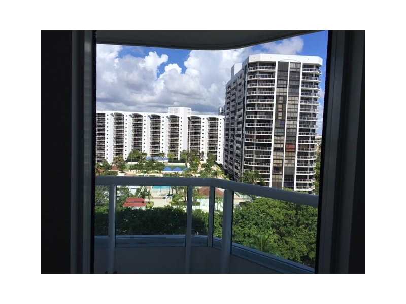 21205 Northeast 37th Ave, Aventura, FL 33180