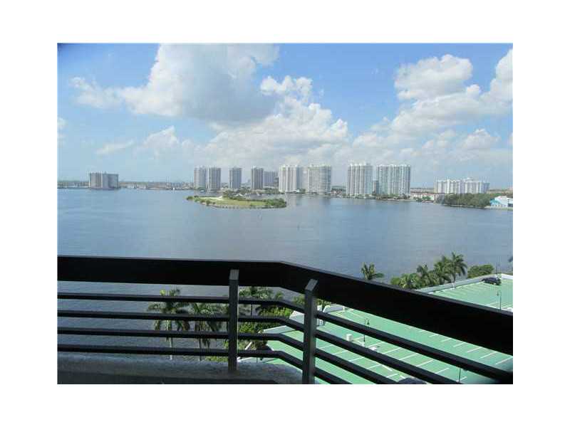 19101 Northeast 36 CT, Aventura, FL 33180