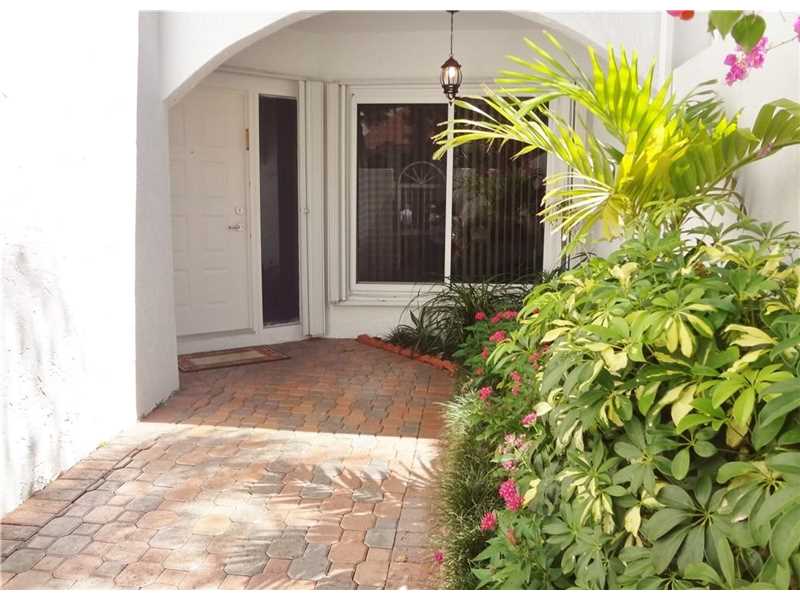 3788 Northeast 209th Ter, Aventura, FL 33180