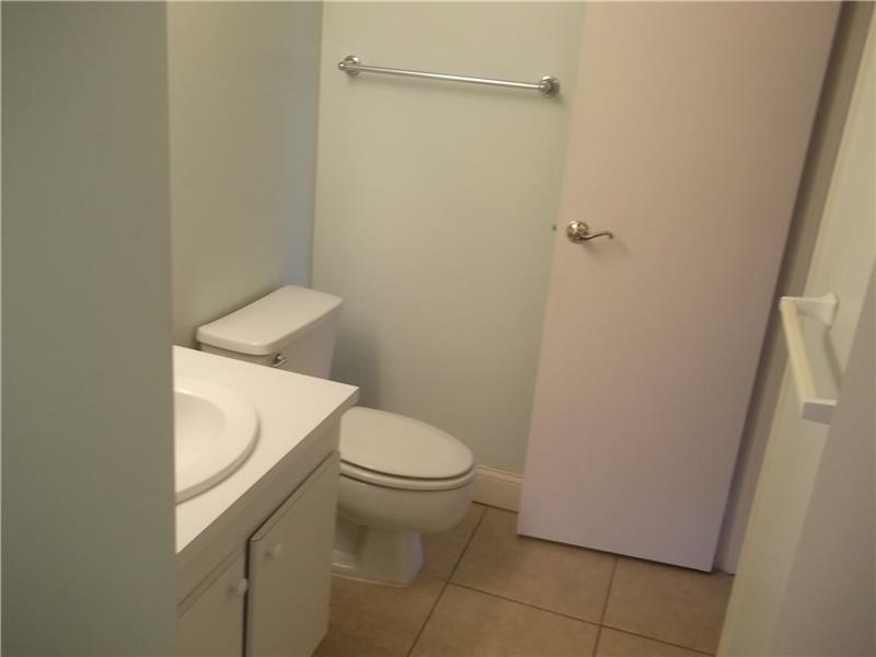 20379 West Country Club Dr, Aventura, FL 33180
