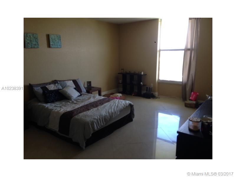 2020 Northeast 135 ST, North Miami, FL 33181