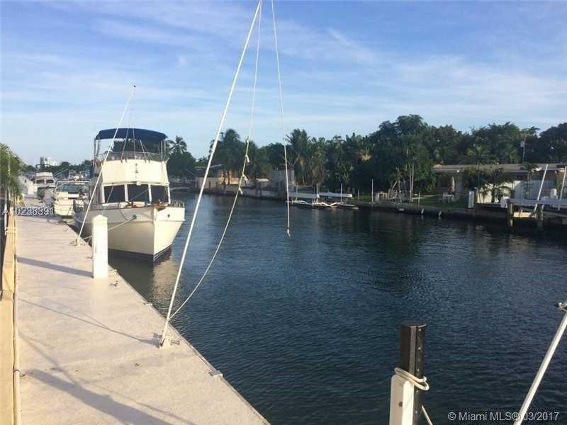 2020 Northeast 135 ST, North Miami, FL 33181