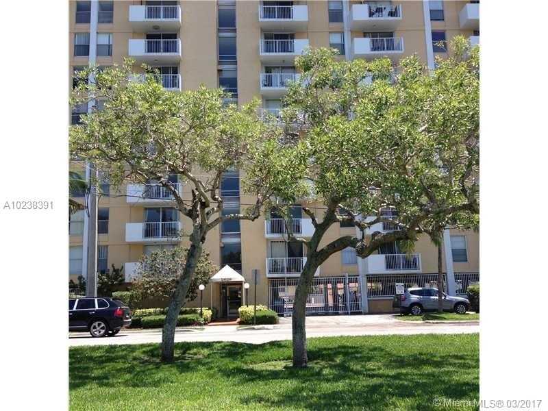 2020 Northeast 135 ST, North Miami, FL 33181