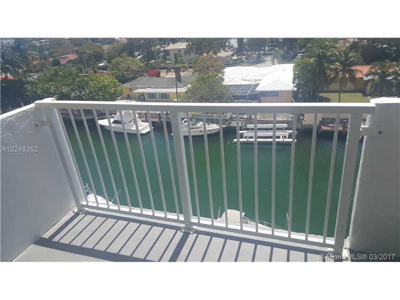 2020 Northeast 135th St, North Miami, FL 33181