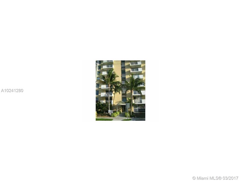 2000 Northeast 135th St, North Miami, FL 33181