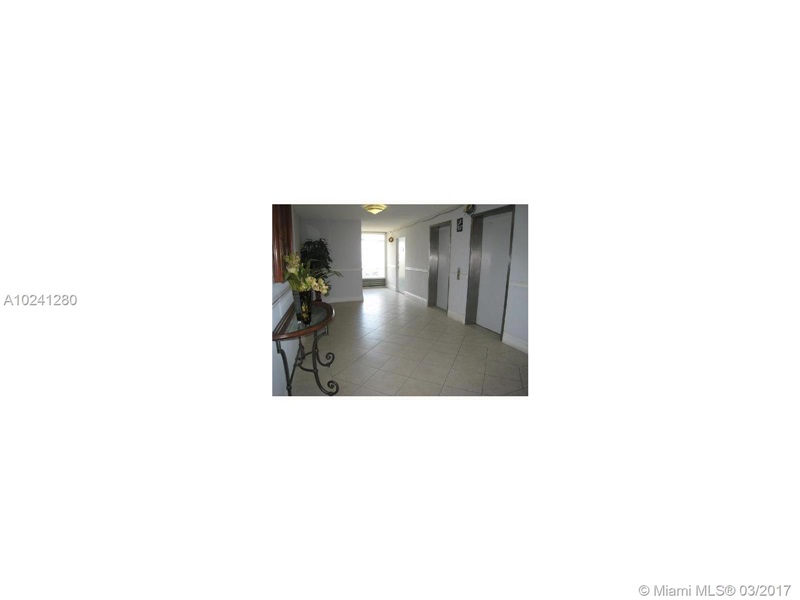 2000 Northeast 135th St, North Miami, FL 33181