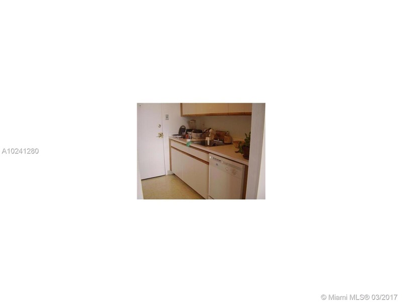 2000 Northeast 135th St, North Miami, FL 33181