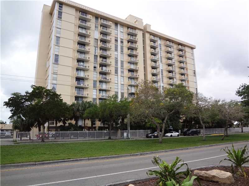 2350 NE 135th St 1114, North Miami, FL 33181