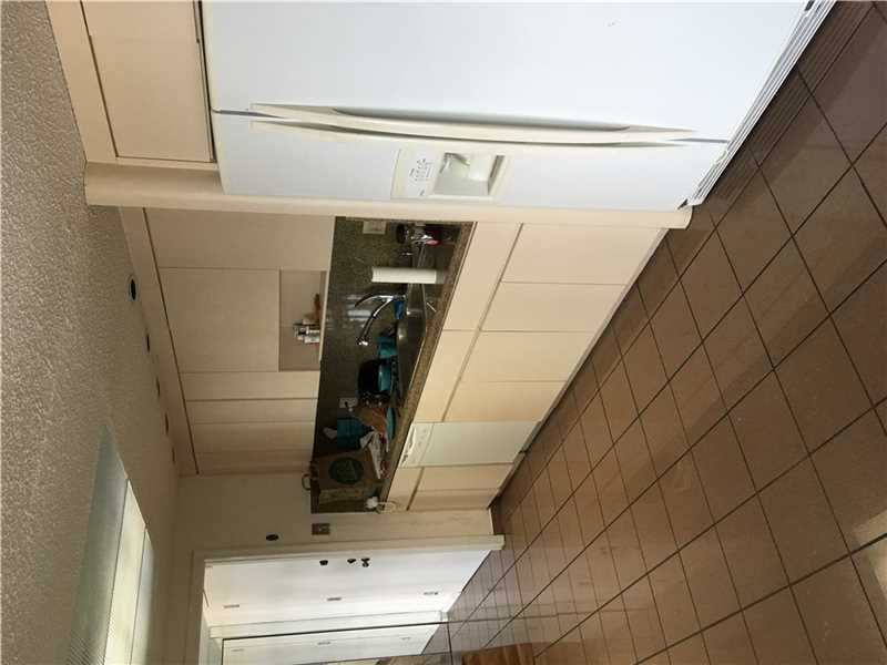 1800 Northeast 114, Miami, FL 33181