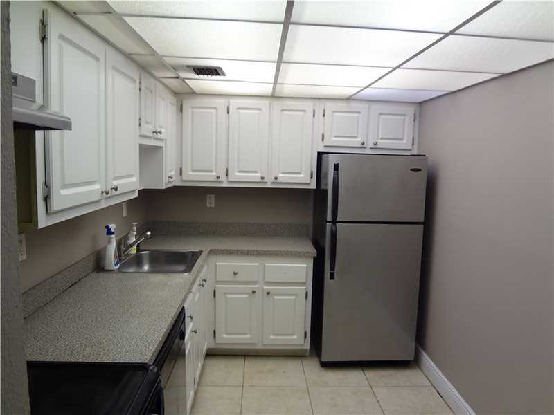 1805 Sans Souci Blvd 507, North Miami, FL 33181