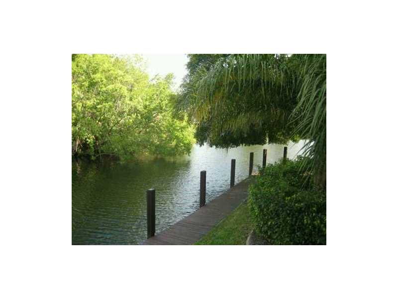 1860Venice Park Dr, North Miami, FL 33181