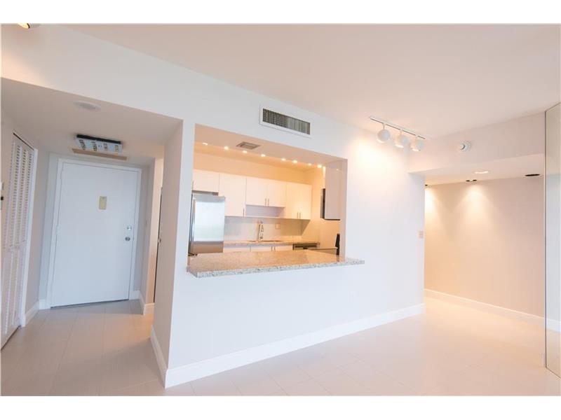 11111Biscayne Blvd, Miami, FL 33181