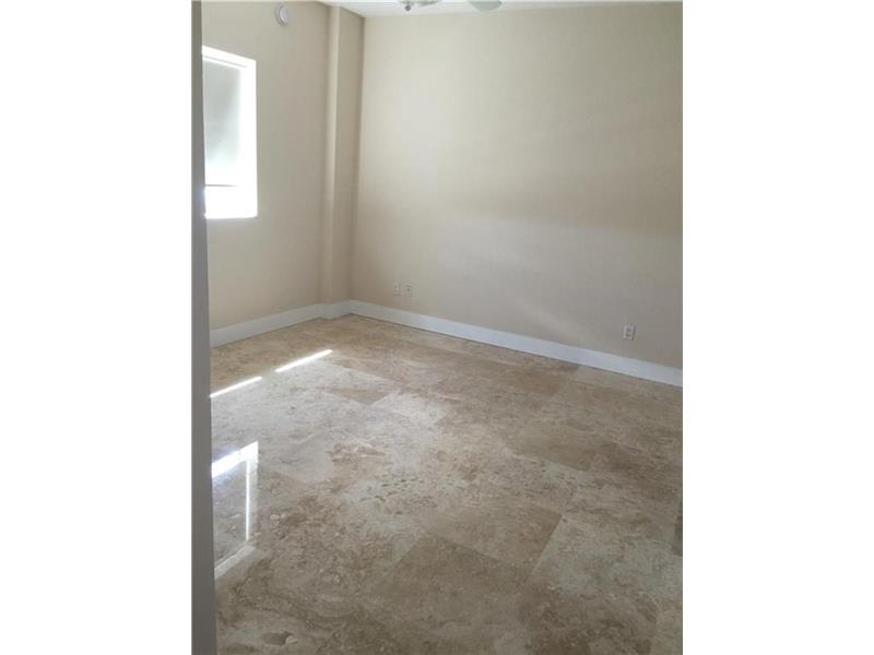 14951Royal Oaks Ln, North Miami, FL 33181