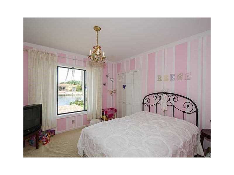 12505Palm Rd, North Miami, FL 33181