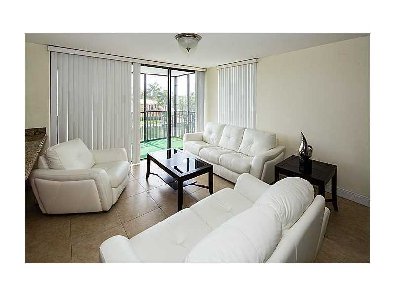 2500 Northeast 135 ST, Miami, FL 33181