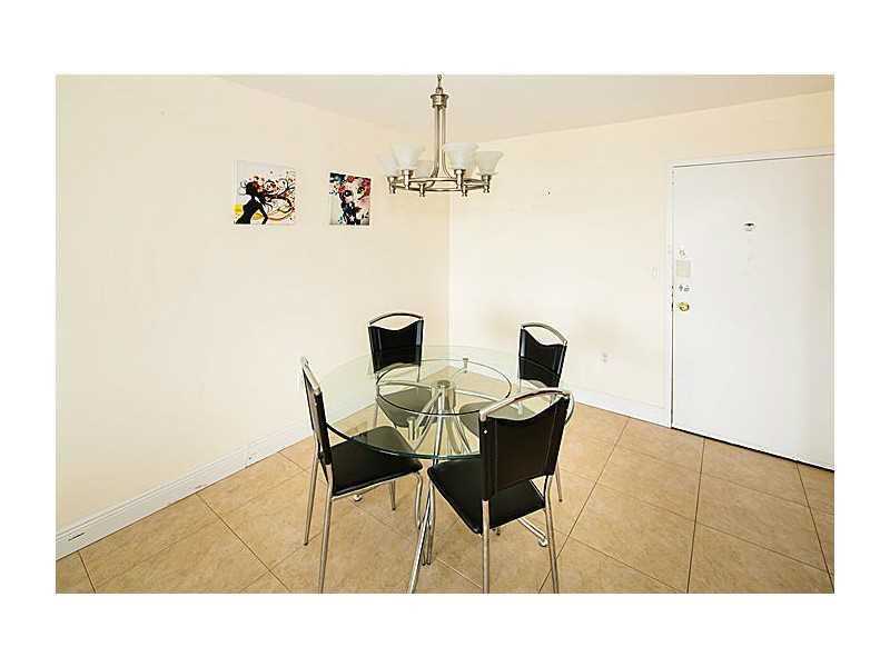 2500 Northeast 135 ST, Miami, FL 33181
